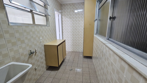 1 Dorm 2 Wcs Em Santos 77mts2 Uteis