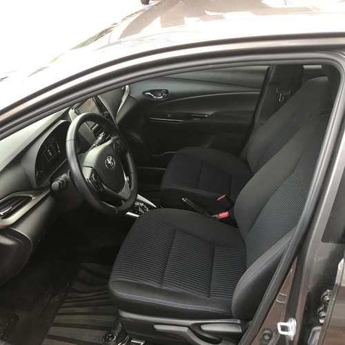 Imagen 5 de 9 de Toyota Yaris