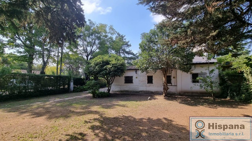 Retasada!! Casa En Venta, En Del Viso, Barrio Los Jazmines, Sobre La Calle Necochea Esquina Florida.