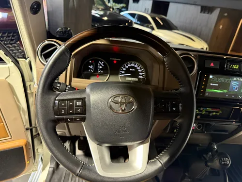 Land Cruiser 70