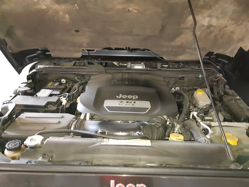 Jeep Wrangler 3.6 Sport 284hp Mtx 2013