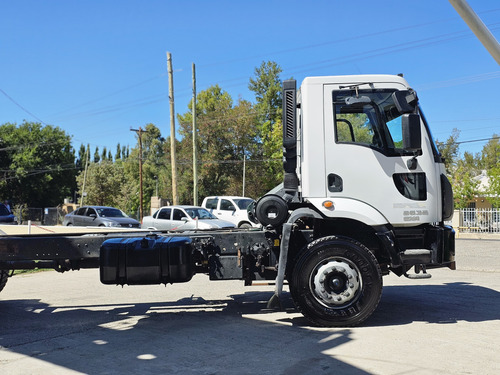 Ford Cargo 2632 Año 2014 Camión Chasis 6x4 Rentaltrucks Vial