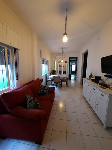 Imagen 3 de 22 de Casa De Cuatro Ambientes En Venta - Haedo Norte