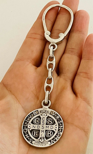 Llavero Cadena San Benito De Plata. Sg- Joyería.