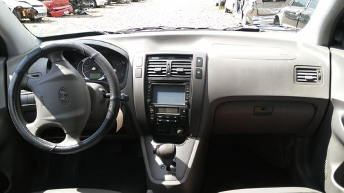 Imagem 7 de 14 de Sucata Hyundai Tucson Gls 2.0 2015 Flex - Rs Auto Peças