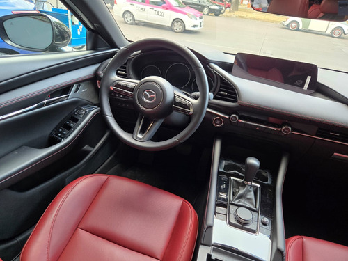Mazda Mazda 3 2.5T Signature Hatchback At