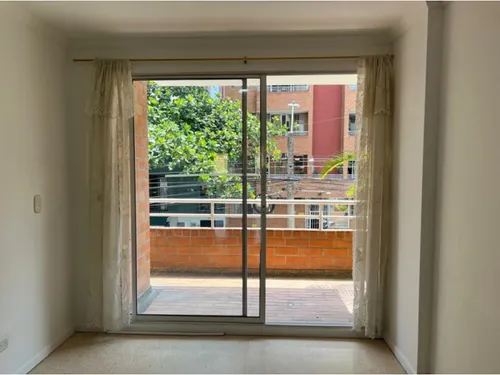 Apartamento En Arriendo En Laureles