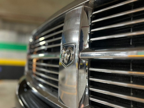 Dodge Ram 2500 5.9 Cab. Dupla 4x4 4p