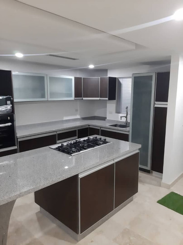 Imagen 8 de 17 de Jessica Serino Vende Townhouse A Estrenar En El Rincon 120m2