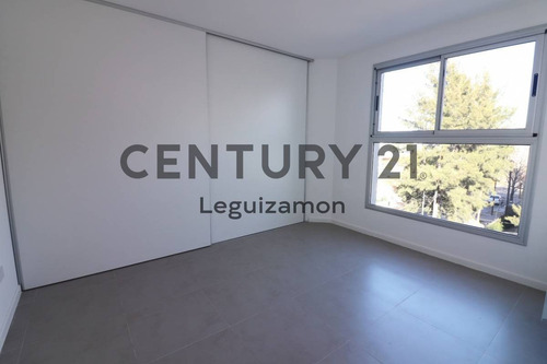Imagen 17 de 25 de Departamento De 3 Ambientes Con Cocheras En Venta - Beccar