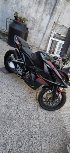 Imagen 12 de 17 de Bajaj Rouser Rs 200
