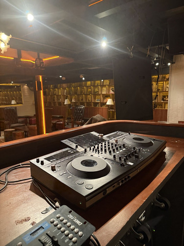 Excelente Local En Traspaso Con Licencia De Alcohol - Condesa