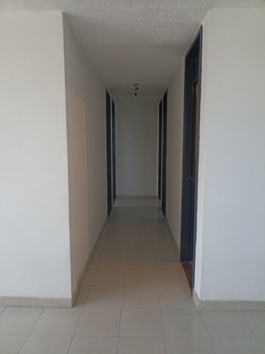Venta Apartamento/ La Guaira/ Marapa Marina/ 3h/2b/1pe /94mt2/ Ref 25.000
