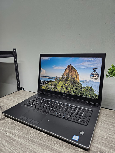 Laptop Precisión Corei7 9na 64gbram 980ssd 8gb Tv Cargador (Reacondicionado)