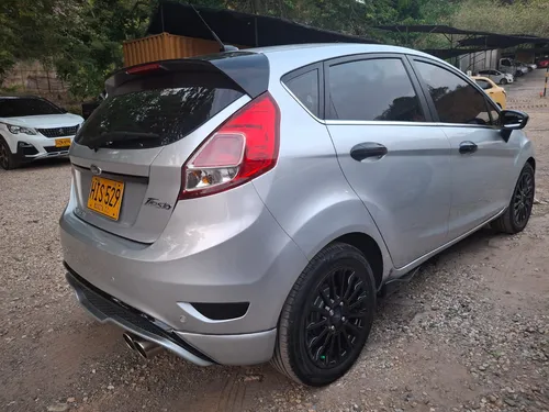 Ford Fiesta 1.6 Hatchback Titanium