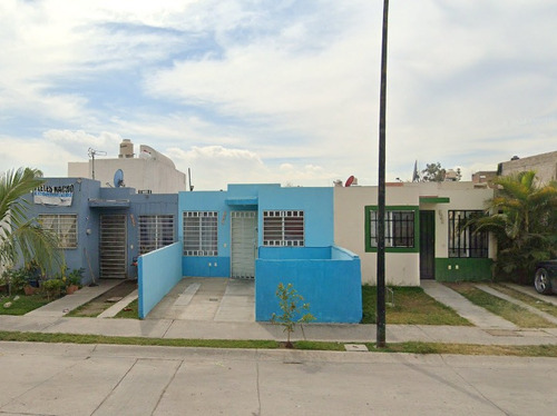 Sk01- Oportunidad Casa En Remate Bancario En C. Telescopio, Villas De La Hacienda, Jal. (solo Recursos Propios)