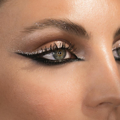 Imagen 2 de 6 de Cristal Delineador Gel Glitter