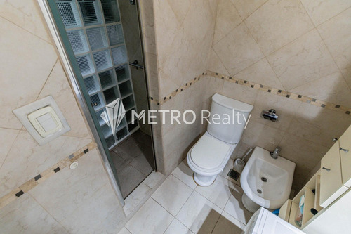 Venta De Departamento Con Balcón En Las Cañitas