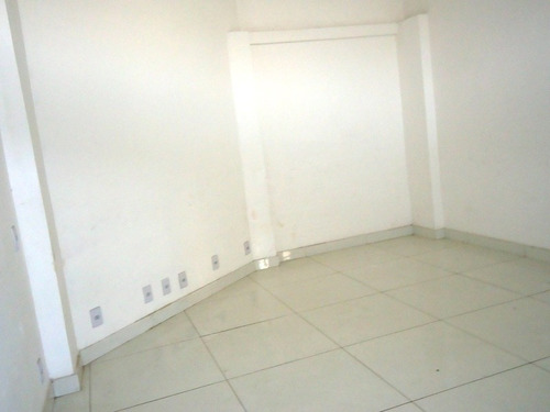 Imagem 13 de 14 de Loja 40 M² Para Locação, Bairro Prado-belo Horizonte / Mg