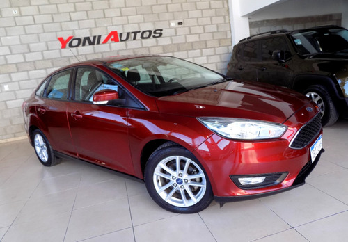 Ford Focus III 1.6 Sedan S