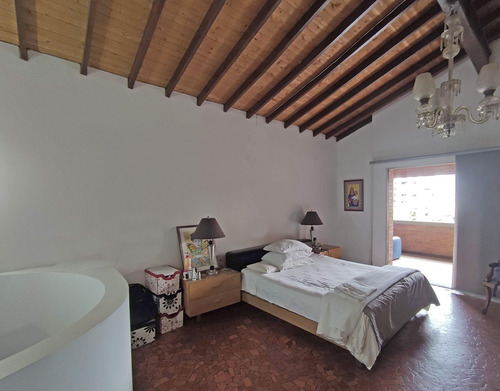 Imagen 23 de 24 de Venta Apartamento En El Poblado Medellín