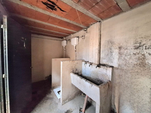 Galpon 900 M2 En Venta Berazategui