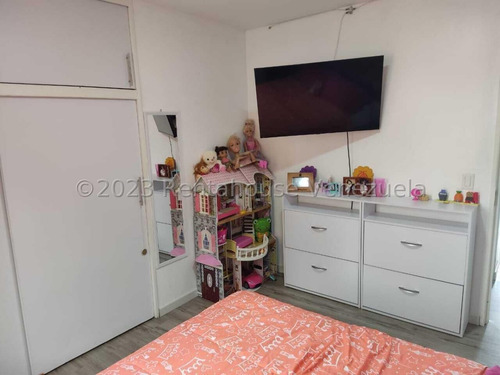 Imagen 11 de 25 de Apartamento Remodelado En Venta En Santa Monica Caracas