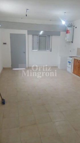 Departamento En Venta Ubicado En Carlos Spegazzini, Ezeiza, G.b.a. Zona Sur