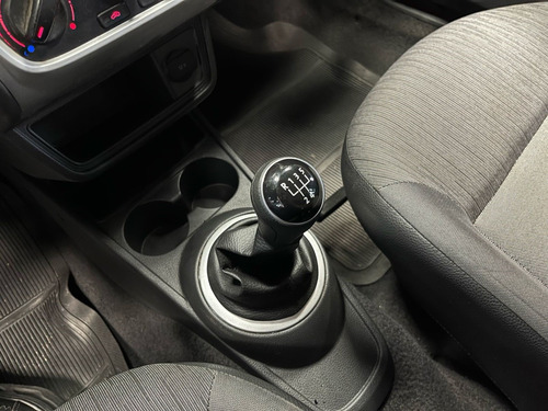 Volkswagen Gol 1.0 MI 8V FLEX 4P MANUAL G.VI