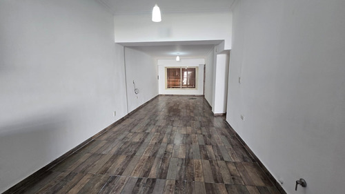Casa Tres Habitaciones Fondo Alquiler Ituzaingo Norte