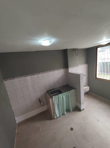 Imagen 5 de 10 de Apto. En Alquiler Urb. Base Aragua 0424-3178724