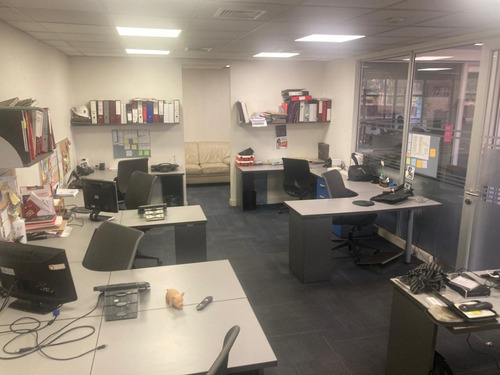 Bodega En Arriendo Con Oficina