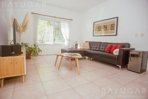 Venta - Casa Amoblada En Sausalito - Bayugar Negocios Inmobiliarios