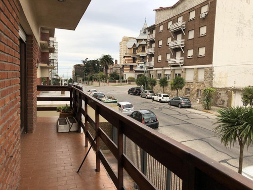 Imagen 4 de 18 de Departamento 4 Ambientes Con Dependencia - 2 Cocheras - Alvear 2200