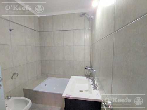 Imagen 13 de 30 de Departamento En Venta De 2 Ambientes Frente Al Ranelagh Golf Club Seguridad 24 Hs