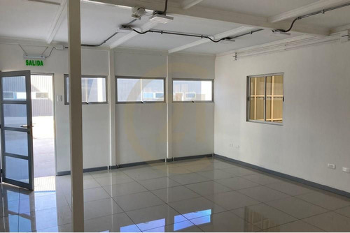 Arriendo De Bodegas Con Oficinas
