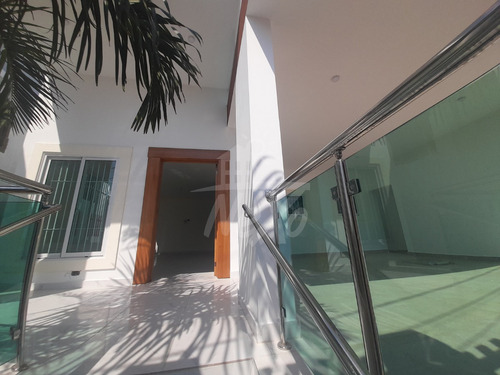 Imagen 25 de 25 de Casa Moderna De 2 Nivelesen Venta Con Terrazas Y Cocina Equipada, Santiago (jpc-221)