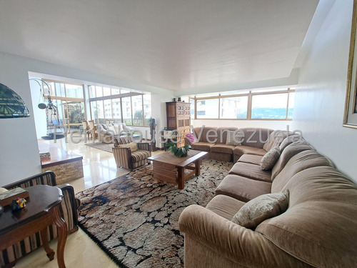 Urb. Guaicai Hermoso Y Espacioso Penthouse Duplex Terraza Con Doble Altura. Mo 25-8897