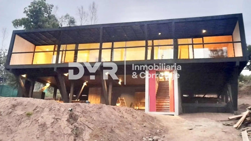 Casa Con 3 Habitaciones Y 2 Baños