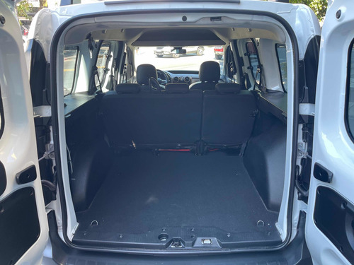 Renault Kangoo 1.6 Sce Stepway 2019 Blanca Cassano Automobil
