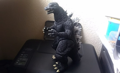 2007 Toho Bandai Godzilla Monster Vinyl No Tail 27 Cms (Usado)