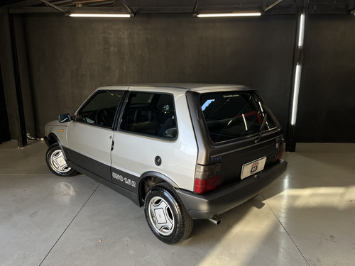 Fiat Uno 1.6 R 8v Gasolina 2p Manual