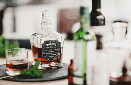 Imagen 8 de 10 de Whisky Jack Daniels Single Barrel 750ml En Estuche