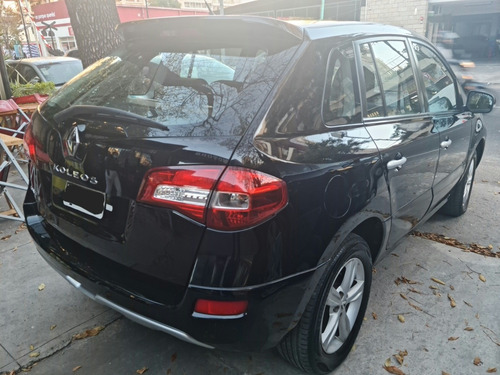 Imagen 4 de 10 de Renault Koleos 2013 2.5 Expression 4x2 Mt