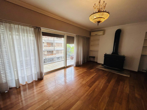 Departamento/ Piso En Venta De 5 Ambientes En Villa Urquiza