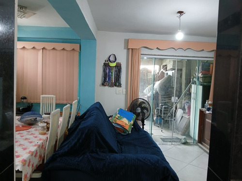 Casa Dúplex Em Condomínio Com 2quartos Sendo Uma Suíte
