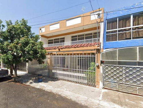 Casa Con Ubicación Excelente En Lomas De San Pedro, Guad. Jal. Arf