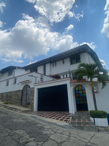 Venta De Casa  En Colinas De La Trinidad .
