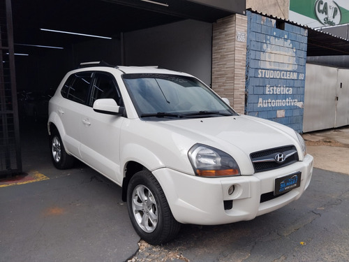 Hyundai Tucson 2.0 MPFI GLS BASE 16V 143CV 2WD FLEX 4P AUTOMÁTICO
