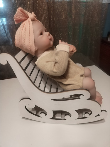 Muñeca Reborn Baby - Mecedora